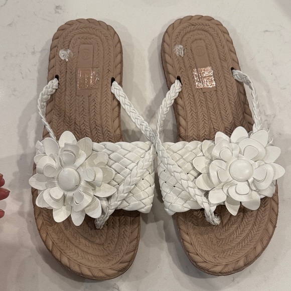 Mossimo Supply Co. Shoes - Mossimo Supply Co. White Floral Sandals